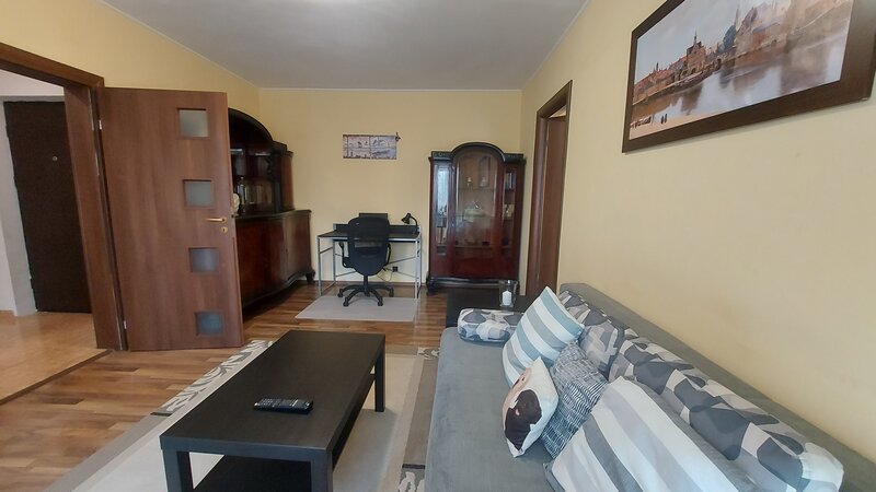 Tineretului, Vacaresti, Facultati,